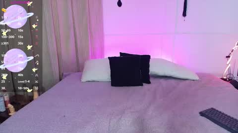 Blue online show from November 13, 4:17 pm