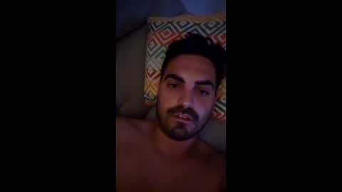 Snapshot of juanji88 chatting on May 27, 2:19 am juanji88 online show from May 27, 2:19 am