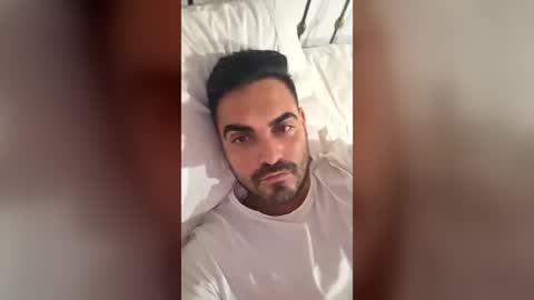 Snapshot of juanji88 chatting on August 6, 3:19 am juanji88 online show from August 6, 3:19 am