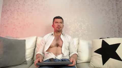 Snapshot of juank_fit45 chatting on September 12, 2:17 pm Juan k online show from September 12, 2:17 pm