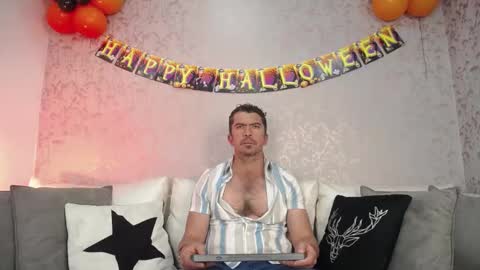 Snapshot of juank_fit45 chatting on October 7, 2:14 pm Juan k online show from October 7, 2:14 pm