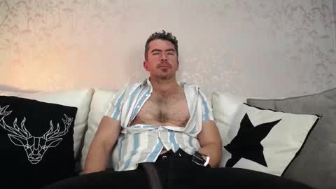 Snapshot of juank_fit45 chatting on November 10, 3:00 pm Juan k online show from November 10, 3:00 pm