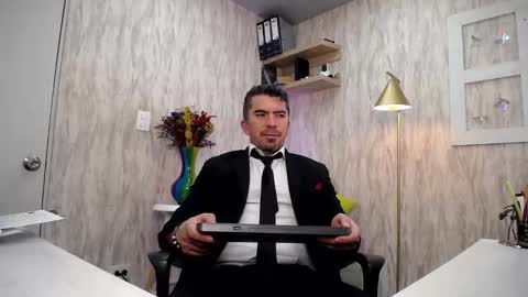 Juan k online show from February 12, 3:12 am