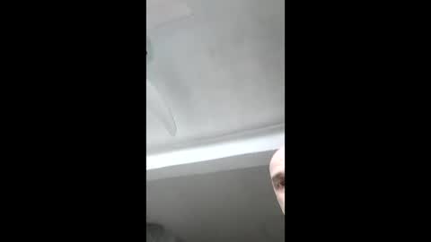 Snapshot of juanma33sm chatting on March 20, 3:00 am juanma33sm online show from March 20, 3:00 am