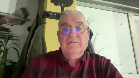 Snapshot of juantricker chatting on November 23, 7:13 pm Juan online show from November 23, 7:13 pm