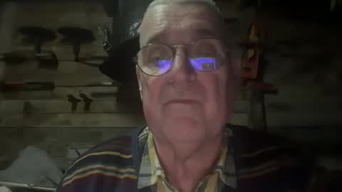 Snapshot of juantricker chatting on February 17, 6:14 pm Juan online show from February 17, 6:14 pm