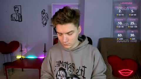 juddie online show from December 4, 8:39 pm