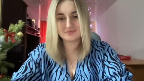 Snapshot of judevalenti chatting on January 7, 9:18 am JudeValenti online show from January 7, 9:18 am