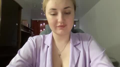 Snapshot of judevalenti chatting on February 11, 5:07 pm JudeValenti online show from February 11, 5:07 pm