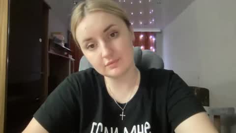 Snapshot of judevalenti chatting on February 19, 5:49 pm JudeValenti online show from February 19, 5:49 pm