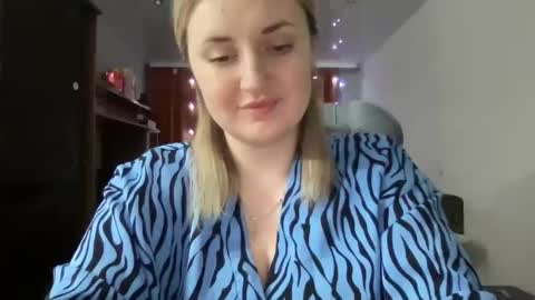 Snapshot of judevalenti chatting on March 10, 5:18 pm JudeValenti online show from March 10, 5:18 pm