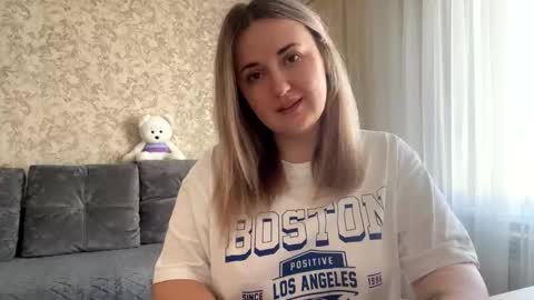 Snapshot of judevalenti chatting on September 26, 6:17 am JudeValenti online show from September 26, 6:17 am