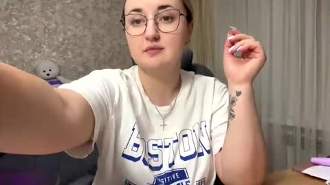 Snapshot of judevalenti chatting on October 9, 4:49 pm JudeValenti online show from October 9, 4:49 pm