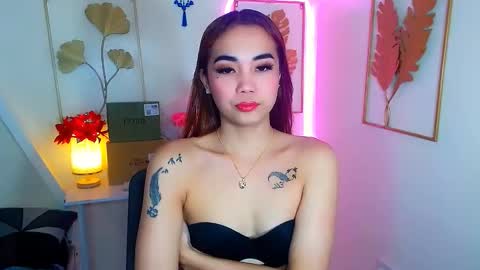 EloiseMoree online show from January 8, 6:26 am