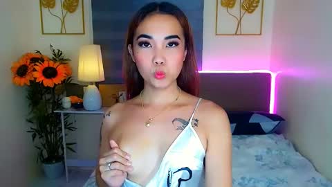 EloiseMoree online show from February 2, 10:25 am