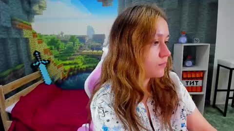 JudithSilvia online show from March 6, 9:28 am