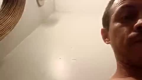 Snapshot of jugg2 chatting on November 9, 6:55 am Jugg online show from November 9, 6:55 am