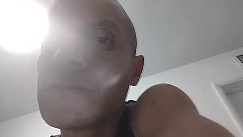 Snapshot of jugg3 chatting on January 20, 7:25 am Carlos online show from January 20, 7:25 am