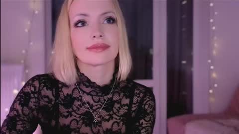 Snapshot of jugoddess chatting on February 27, 7:03 pm Goddess Julia online show from February 27, 7:03 pm