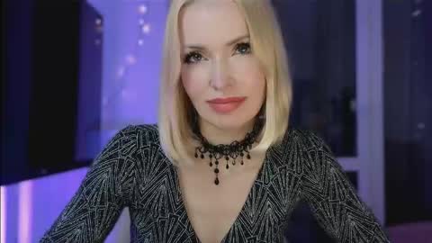 Snapshot of jugoddess chatting on May 16, 8:18 pm Goddess Julia online show from May 16, 8:18 pm