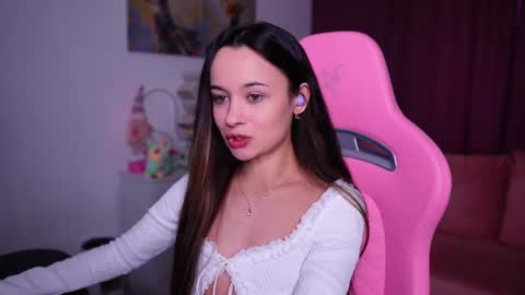 Snapshot of juicy___angel chatting on May 13, 2:58 pm Angelina online show from May 13, 2:58 pm