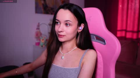 Snapshot of juicy___angel chatting on May 23, 2:54 pm Angelina online show from May 23, 2:54 pm