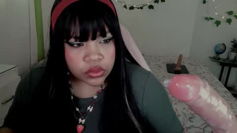 EleN online show from January 18, 6:23 pm