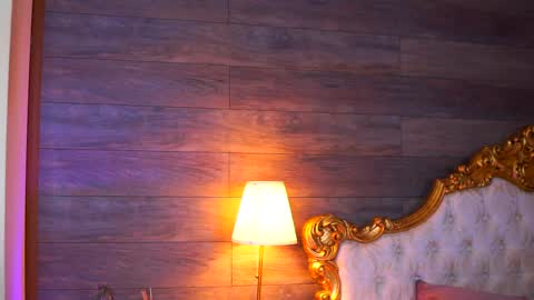 Snapshot of juicy_jessye chatting on May 13, 7:55 pm Jessye online show from May 13, 7:55 pm