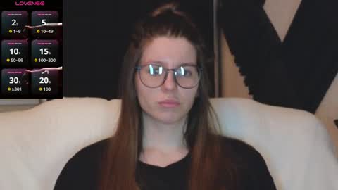 Snapshot of juicy_mystery chatting on June 17, 8:28 am laura online show from June 17, 8:28 am