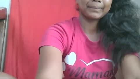 Snapshot of juicy_pretty chatting on December 2, 8:41 am stellah online show from December 2, 8:41 am