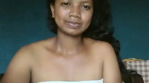 Snapshot of juicy_pretty chatting on December 31, 3:12 am stellah online show from December 31, 3:12 am