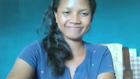 Snapshot of juicy_pretty chatting on January 6, 10:46 am stellah online show from January 6, 10:46 am