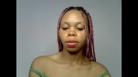 Snapshot of juicy_slut0 chatting on July 17, 6:42 am Champaign online show from July 17, 6:42 am