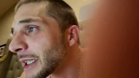 juicyjulia8 online show from October 25, 10:45 am