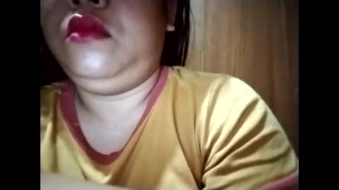 juicyliscioux26 online show from May 4, 8:27 pm