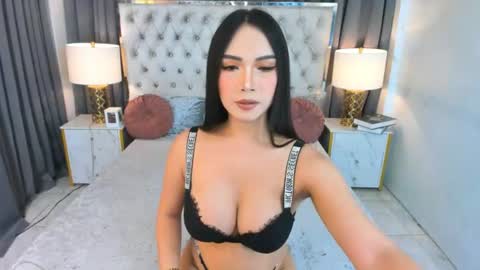 Snapshot of juicymitch chatting on June 25, 8:41 am juicymitch online show from June 25, 8:41 am