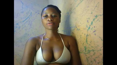 juicypiexx online show from December 16, 3:06 pm