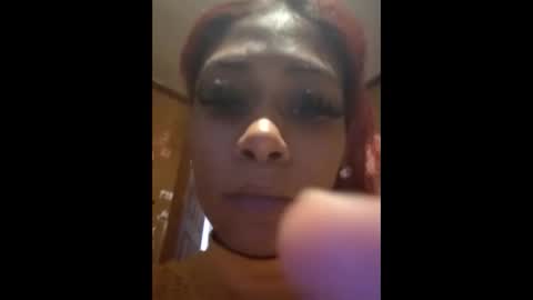 juicyslutx online show from December 14, 5:40 pm