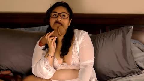Juicy Teacher online show from May 1, 12:37 am
