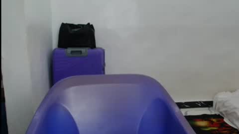 Snapshot of juicyxpink chatting on July 9, 7:07 pm juicyxpink online show from July 9, 7:07 pm