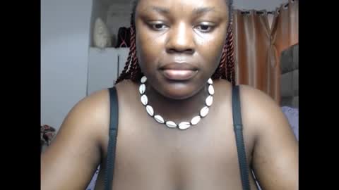 Snapshot of juicyxxxboobs chatting on October 22, 11:10 am juicyxxxboobs online show from October 22, 11:10 am