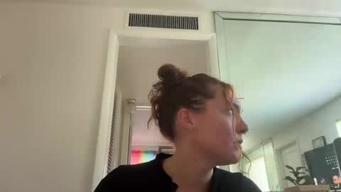 Snapshot of juiiiicyjay chatting on July 22, 6:32 pm juicy jay online show from July 22, 6:32 pm