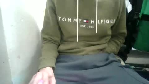 juju78juju online show from February 4, 10:32 am