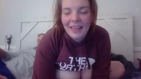 Snapshot of jujubean_romeobaby chatting on October 19, 7:09 am jujubean_romeobaby online show from October 19, 7:09 am