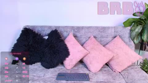 Jules and Gia online show from July 15, 9:58 am