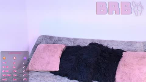 Jules and Gia online show from July 16, 10:32 am