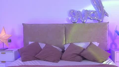 Snapshot of jules_nightt chatting on July 18, 9:40 pm Jules Nightt online show from July 18, 9:40 pm