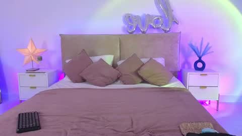 Snapshot of jules_nightt chatting on July 30, 9:47 pm Jules Nightt online show from July 30, 9:47 pm