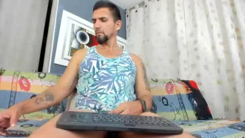 juleslake2 online show from July 23, 12:57 am