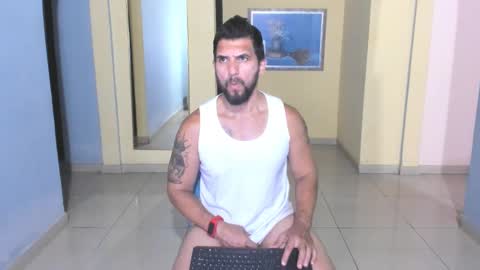 Snapshot of juleslatin122 chatting on March 1, 11:58 pm Jules online show from March 1, 11:58 pm